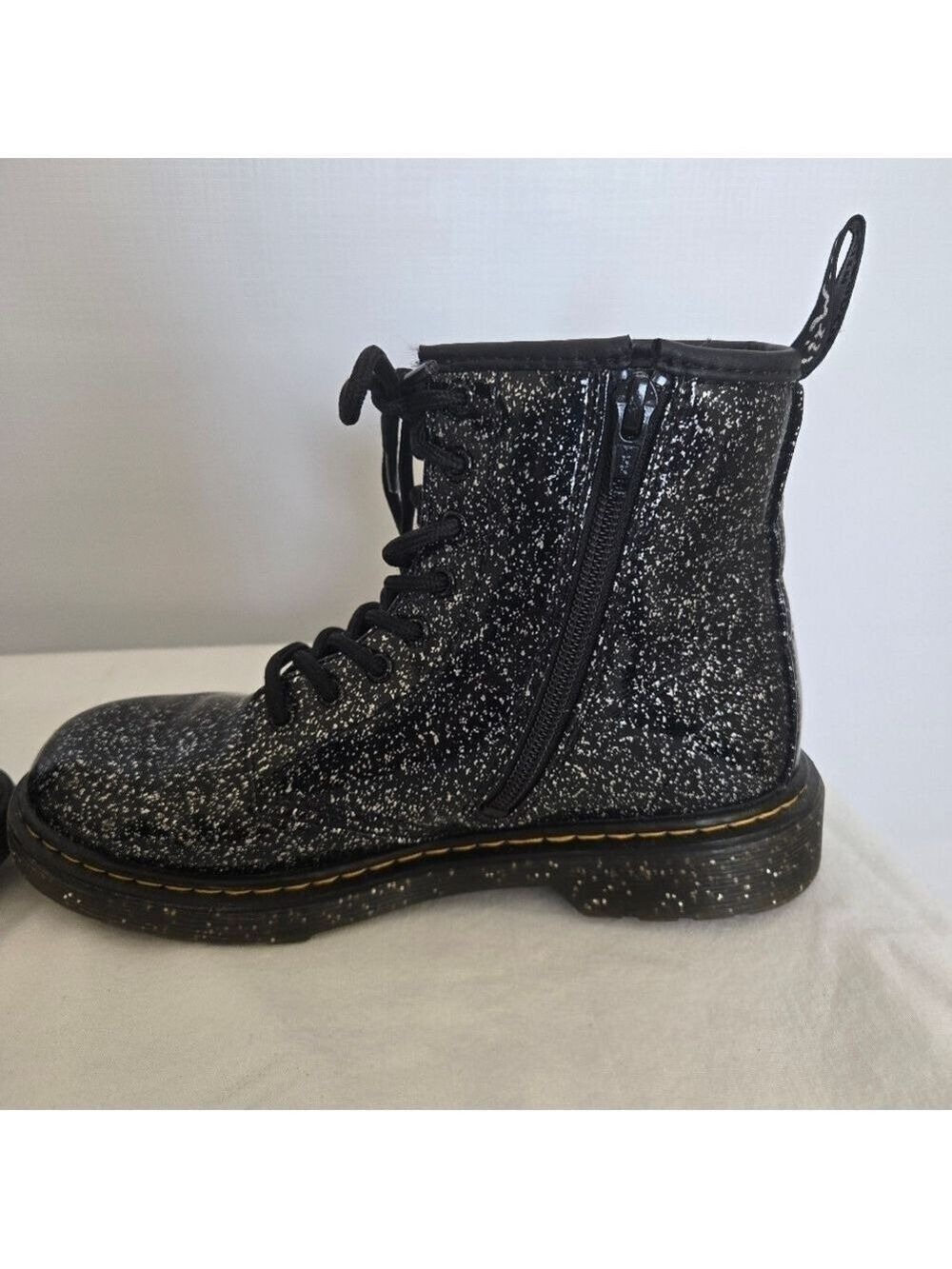 DR. MARTENS '1460' BOOTS COMBAT COSMIC GLITTER BLACK SILVER UNISEX (5W 4M) - Picture 9 of 14